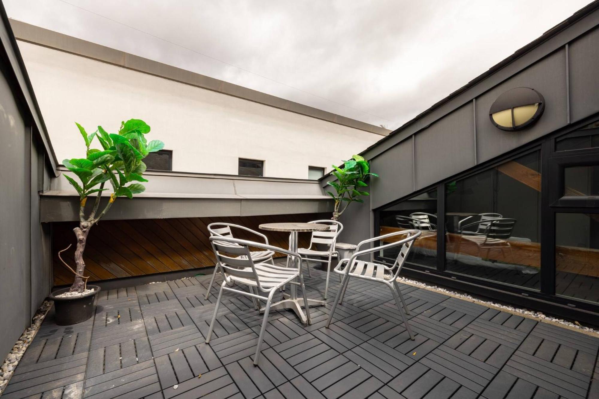 Wild Roses Serviced Apartments - Excel Warehouse 2 Londra Exterior foto