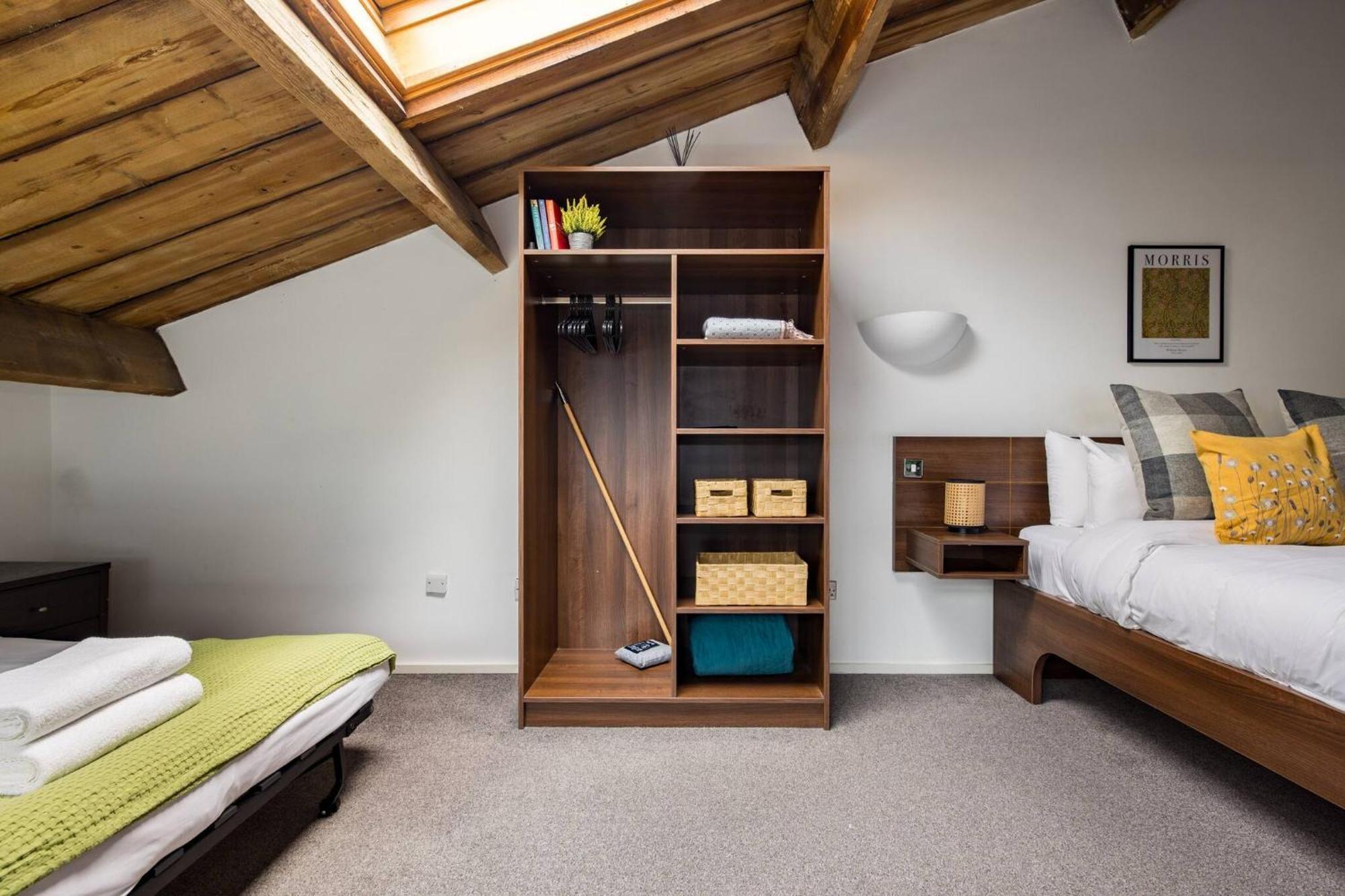 Wild Roses Serviced Apartments - Excel Warehouse 2 Londra Exterior foto